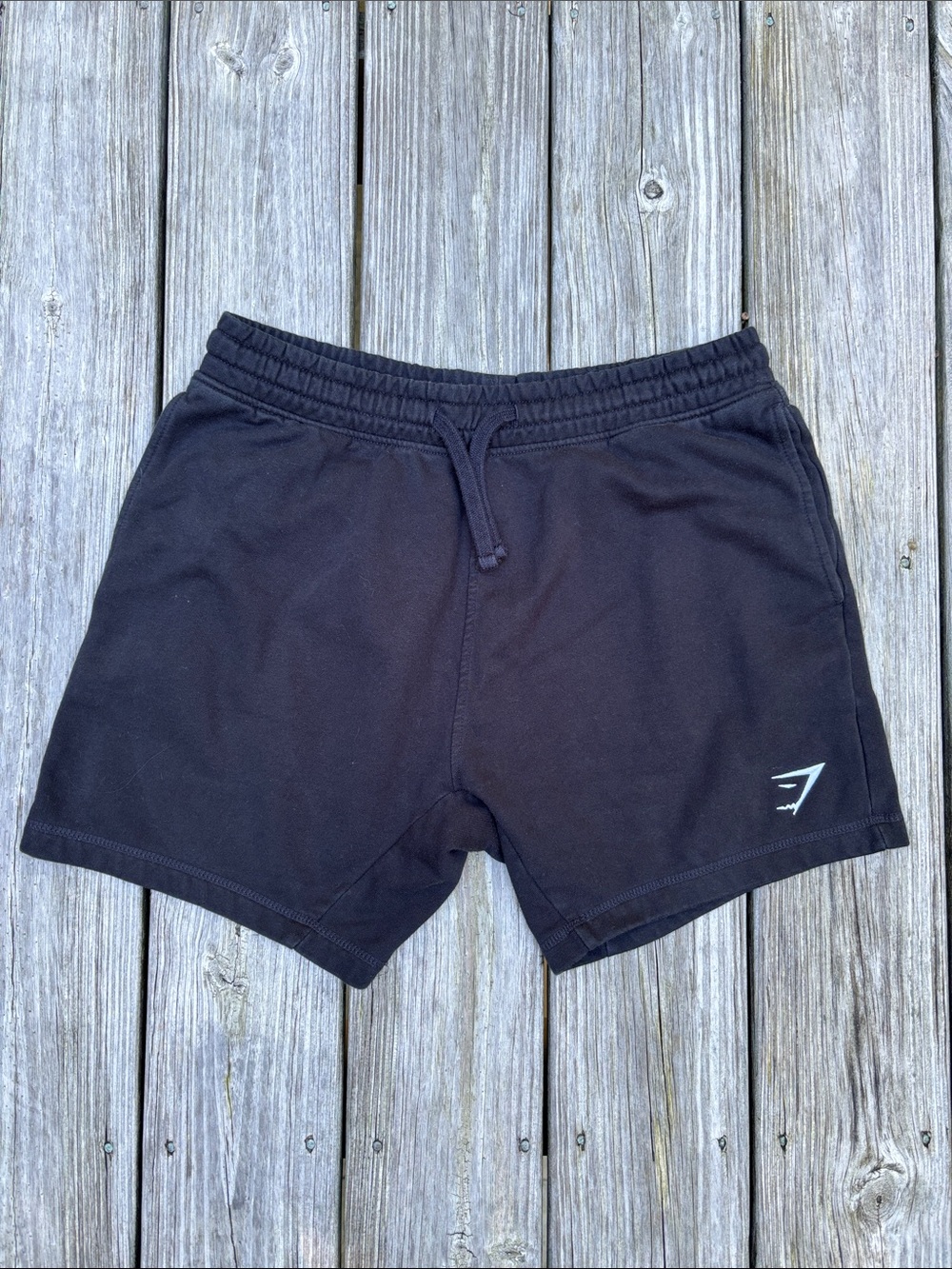Gymshark Men's Black Crest Training Workout Gear Gym Lifting Sweat Shorts Size M